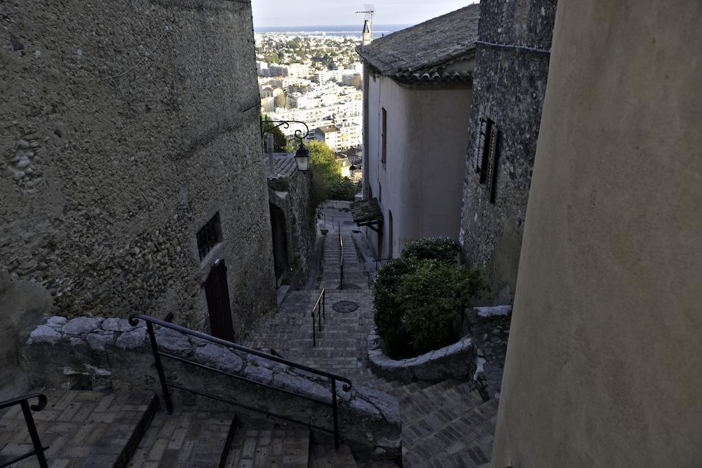 Petite Fleur D'Azur Panzió Cagnes-sur-Mer Kültér fotó